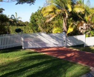 Garage-Doors-Sunshine-Coast-103