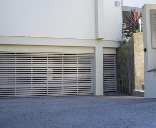 Garage-Doors-Sunshine-Coast-76